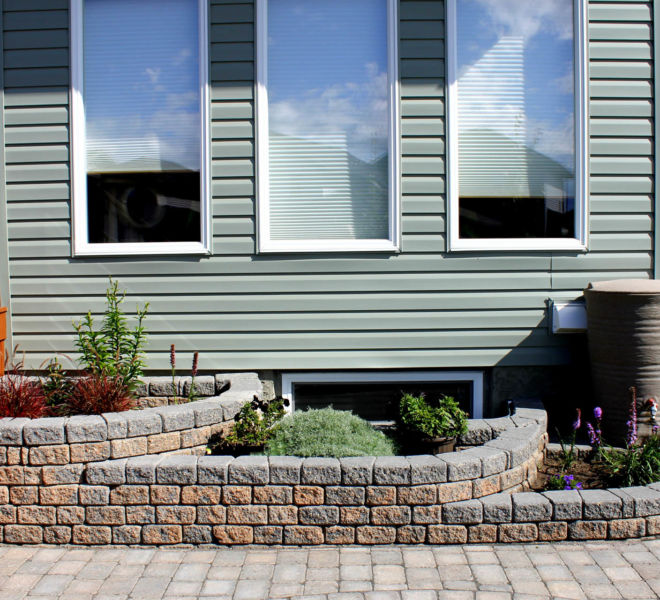 Backyard brick retaining walls and patio