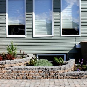 Backyard brick retaining walls and patio